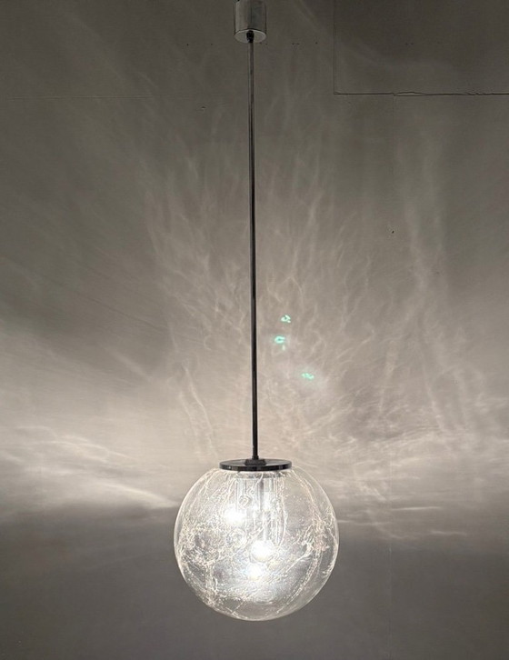 Image 1 of Hanglamp in ruimtetijdstijl uit de jaren 70, model “8926” 'Big Ball' van DORIA, Duitsland.