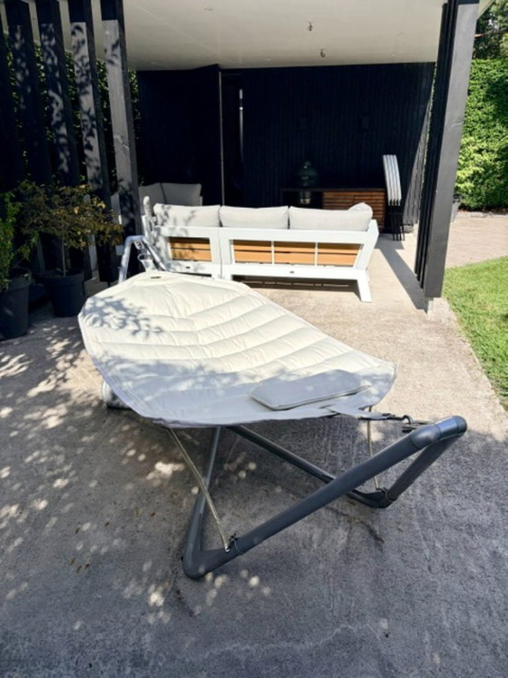 Hangmat met aluminium standaard en dik gewatteerd kussen – Ligbed tuin, Polyester (photo 6 of 29)