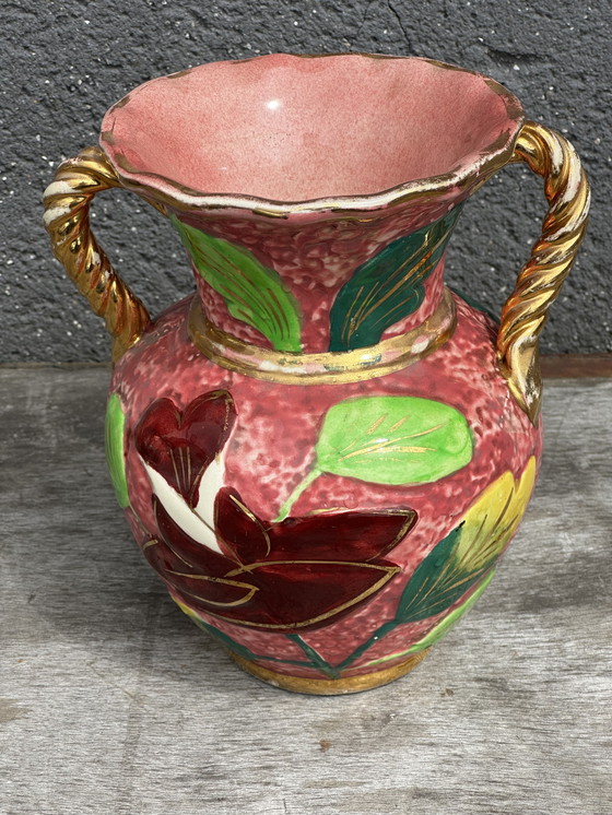 Image 1 of Beau Vase Vallauris Rose Bonbons et Motifs Floraux H 20 cm