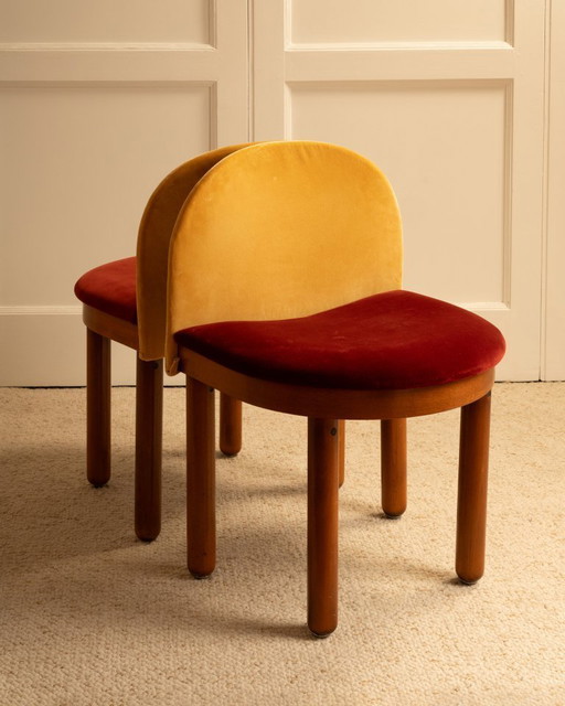 2 chaises velours & bois