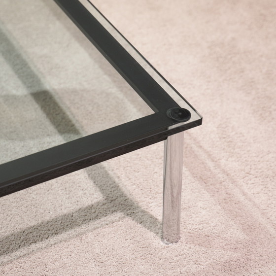 Image 1 of Tavolino Cassina LC10-P