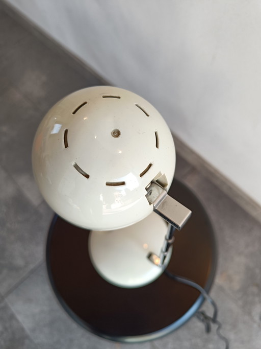 Lampada da tavolo vintage regolabile, in metallo color crema e cromo, anni '70-'80