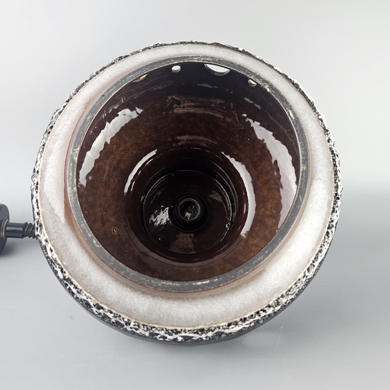 Image 1 of Lampada a sospensione vintage XL in ceramica marrone/bianca di Herda. Lampada a sospensione UFO degli anni '70. Lampada Fat 