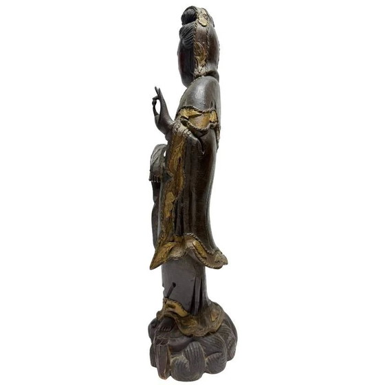 Guanyin (Avalokiteshvara) de pie – Estatua de madera con restos de dorado, período Qing – Esculturas, Wood (photo 7 of 9)