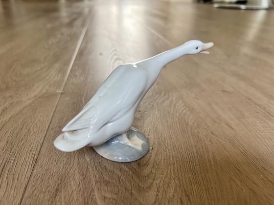 Image 1 of Oie Lladro