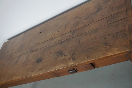 Image 1 of Antiker französischer Landhaus-Esstisch aus Ulmenholz, 19. Jahrhundert