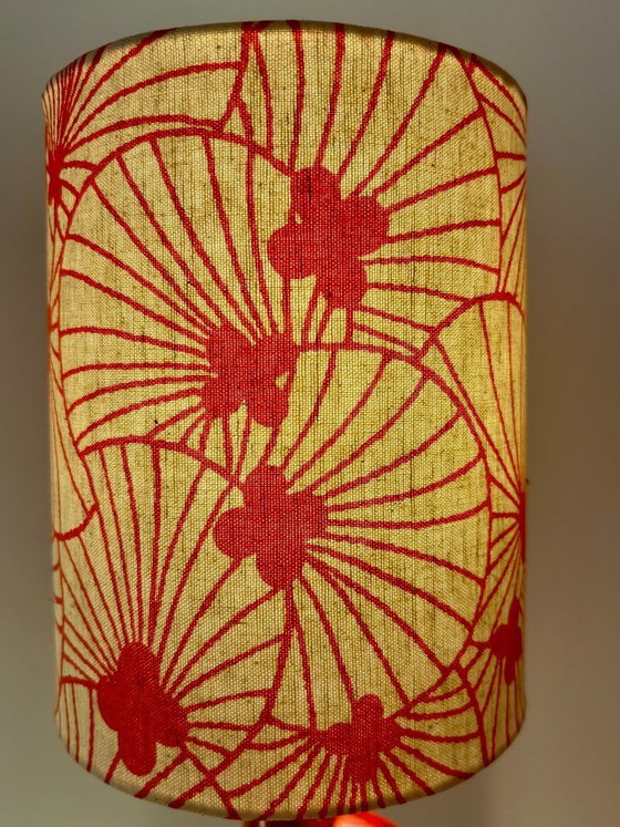 Image 1 of Kleine Bay Akzentlampe – kabellose Vasenlampe mit japanischem Seerosen-Stoff