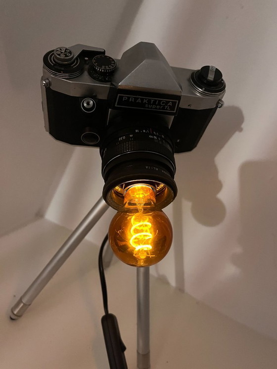 Image 1 of Lampe appareil photo Praktica vintage en métal