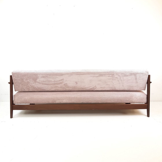 Image 1 of Panca vintage in teak, rosa pastello chiaro, recentemente rivestita