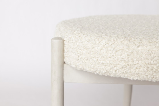 Image 1 of Pouf / Tabouret Vintage 1970 - Bois de hêtre blanc et tapisserie de laine - Ottoman Mid Century