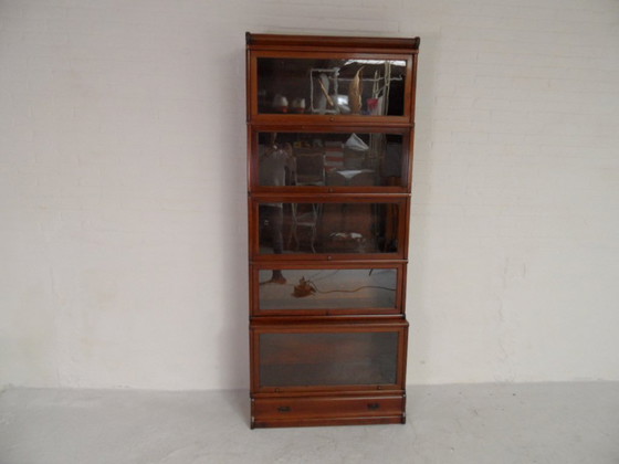 Image 1 of Bibliothèque Globe Wernicke antique