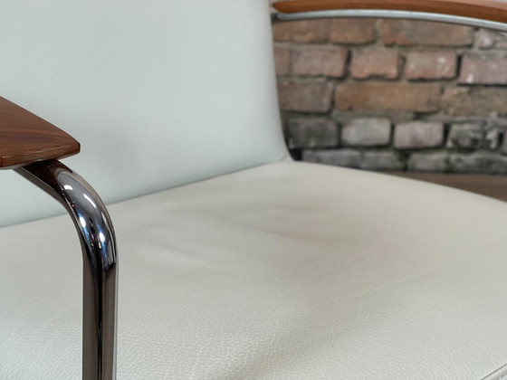 Image 1 of Leolux Talassa