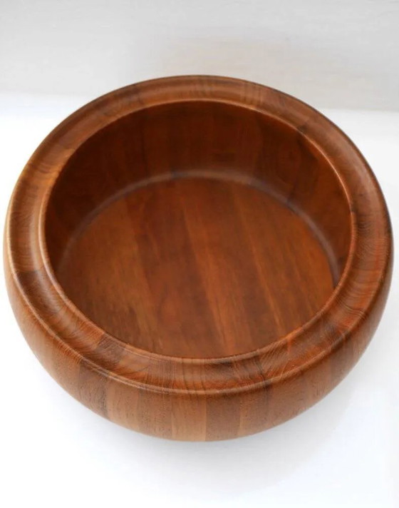 Image 1 of Bol en teck danois moderne du milieu du siècle, grand bol à salade ou à fruits de Digsmed Design, années 1960.