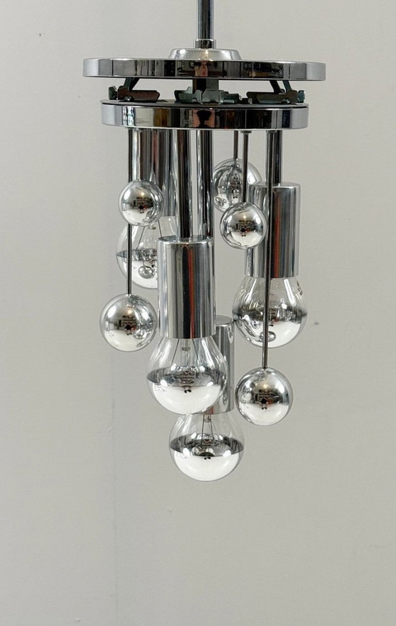 Image 1 of Hanglamp in ruimtetijdstijl uit de jaren 70, model “8926” 'Big Ball' van DORIA, Duitsland.