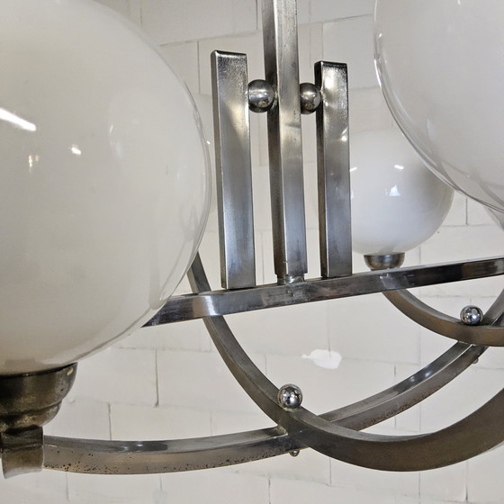 Image 1 of Lustre Art Déco ancien en chrome avec boules de verre, 1920