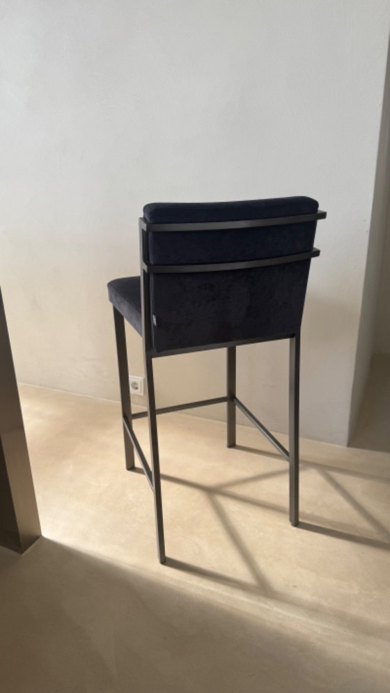 Image 1 of Set di 4 sgabelli da bar Eichholtz Scott neri