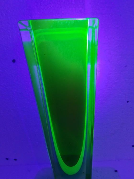 Murano Sommerso Glass Faceted Vase by Flavio Poli – Crystal (photo 12 of 12)