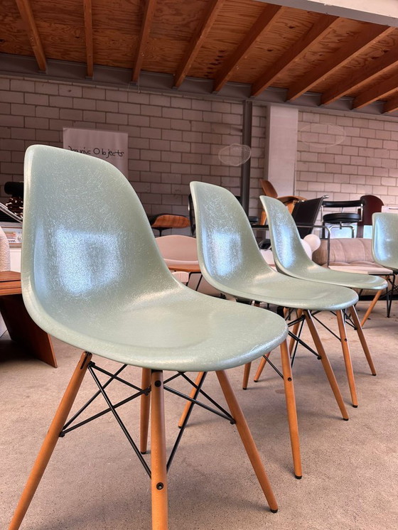 Image 1 of 6x Vitra DSW Fiberglas