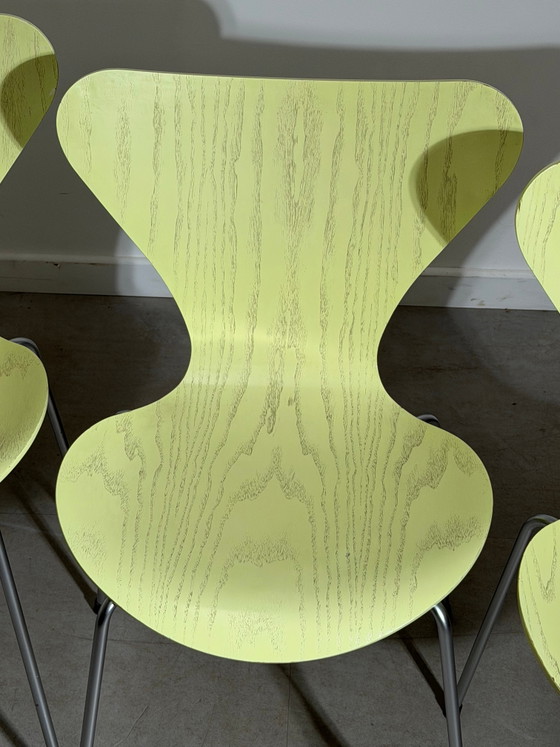 Set di 6 sedie della serie 7 di Fritz Hansen – Arne Jacobsen – Lime – 2007 – Sedie da pranzo (photo 6 of 10)