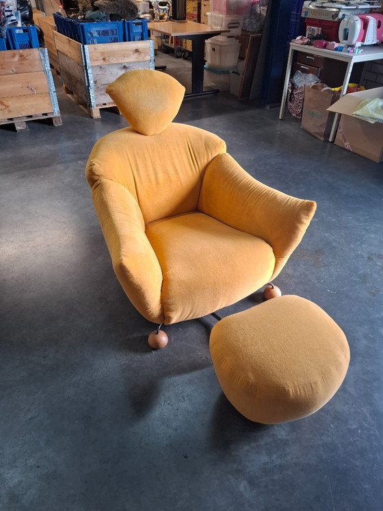 Image 1 of 2x Design armchair Memphis group 1981