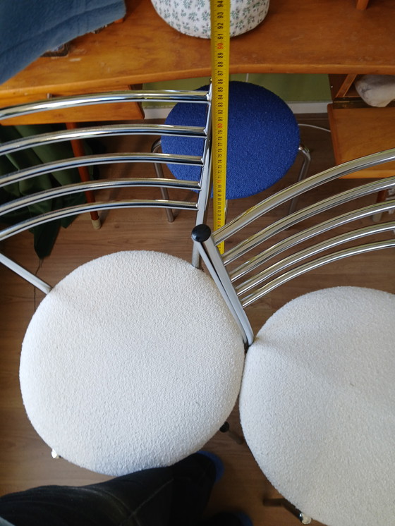 Image 1 of Vier rvs stoelen met boucle stof