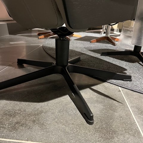 Image 1 of Sillón reclinable Conform Air con otomana