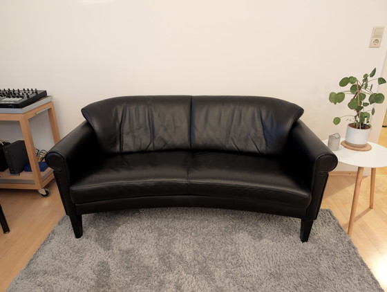 Image 1 of Leolux Organic Curved Black Leather Sofa – Postmodern designklassieker uit de jaren 90/00 (met origineel certificaat)
