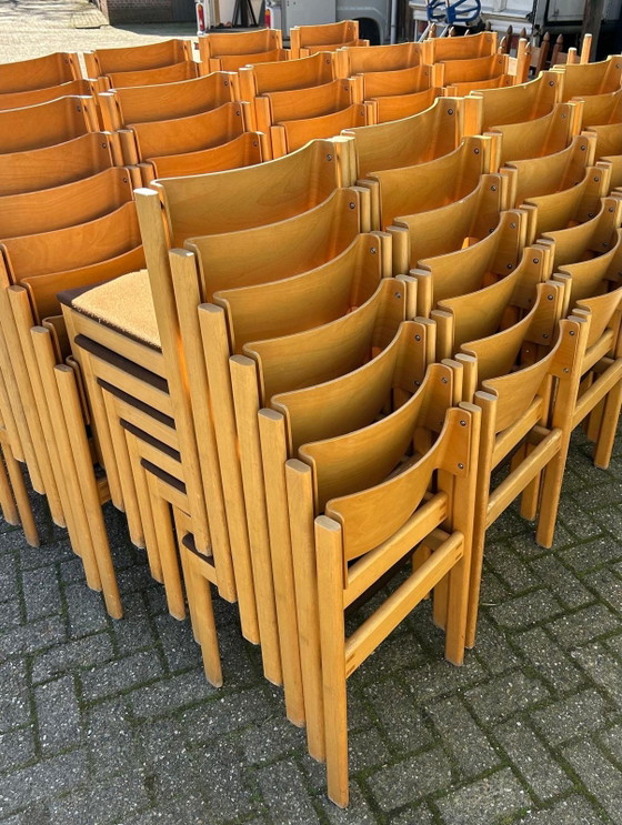 Lot de 36x chaises empilables vintage en contreplaqué, Chaises de salle à manger, Bois, Marron (photo 7 sur 7)