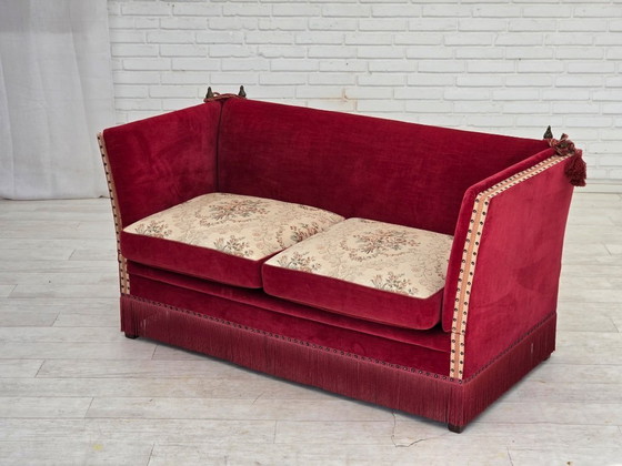 Image 1 of Jaren 70, Deense 2-zitsbank met verlaagde armleuningen, meubelvelours