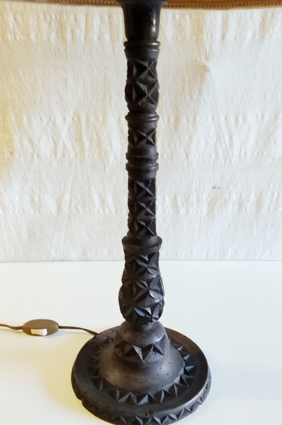 Brutalist solid wood table lamp base - early 20th century, Brown (photo 7 of 8)