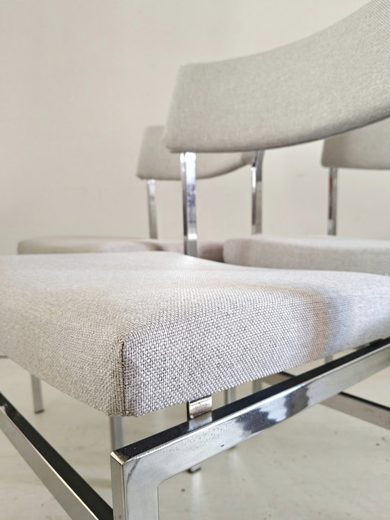 Image 1 of Vintage buisframen eetkamerstoelen opnieuw gestoffeerd