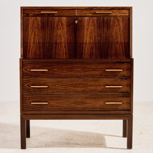 MK11128 Bureau van palissanderhout, ontworpen door Gunnar Falsig