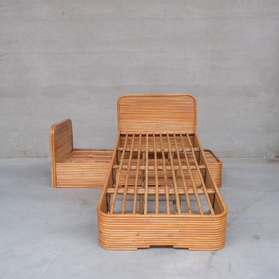 Image 1 of Lit de jour en rotin Mid Century (2 Disponibles)