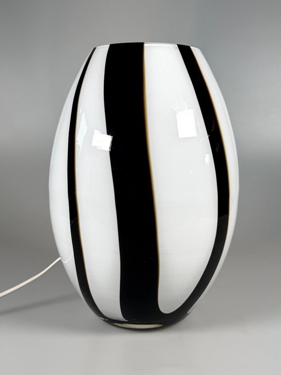 Vintage 1970s/80s glass table lamp by Volux, Italy – Plastic (photo 5 of 15)