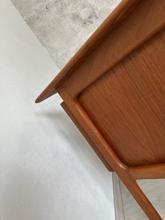 Image 1 of Bureau danois en teck by Arne Vodder, années 1960