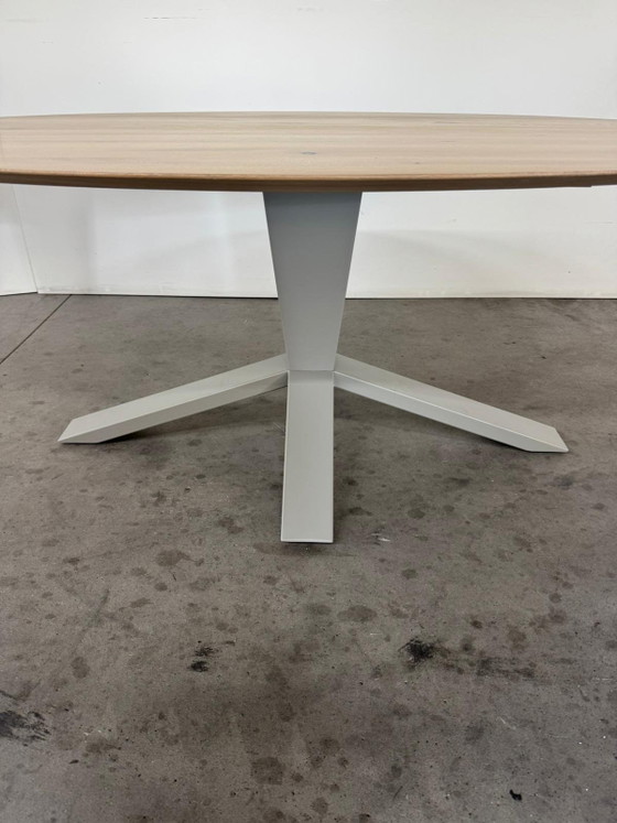 New Bert Plantagie Oak Oval Dining Table 180x105x69cm – Wood (photo 5 of 7)