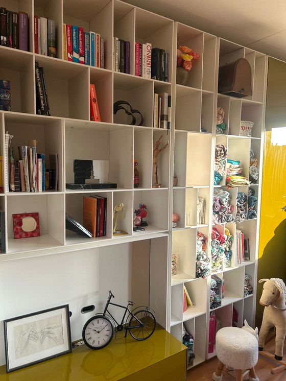 Image 1 of Piure wandmeubel