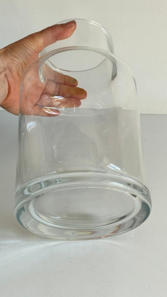 Jarrón de Diseño de Cristal Contemporáneo – Jarrones, Glass (photo 10 of 20)