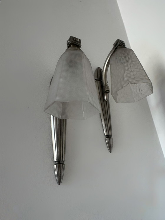 Image 1 of Silberne Art-Deco-Wandleuchten mit Milchglas