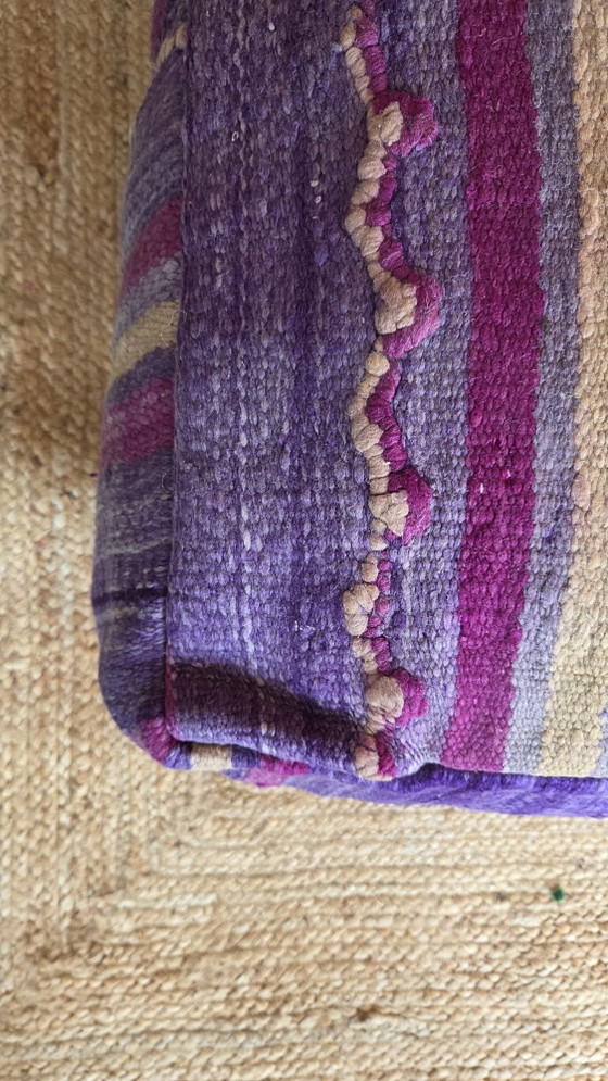 Vintage Kilim Pouf – Footstools & poufs, Wool (photo 4 of 7)