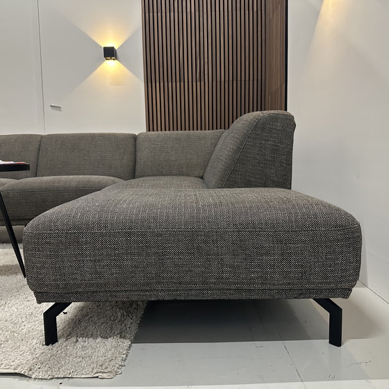 Image 1 of Montel viano