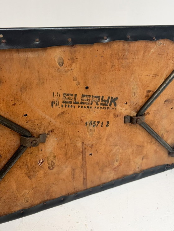 Image 1 of Poltrona modello 5002 con tavolo di Rudolf Wolf per Elsrijk, anni '50