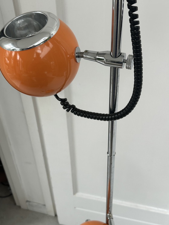 Image 1 of Stalamp Augenlampe orange Leitmotiv