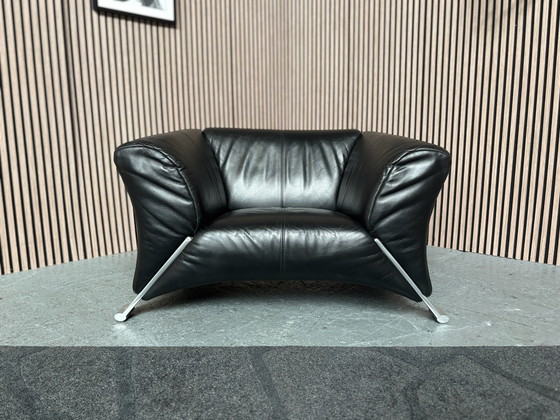 Rolf Benz 332 Leather Armchair Black 120x90 (photo 2 of 7)