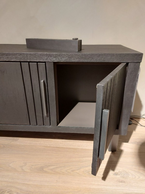 Image 1 of Buffet bas Pavie par Henders & Hazel