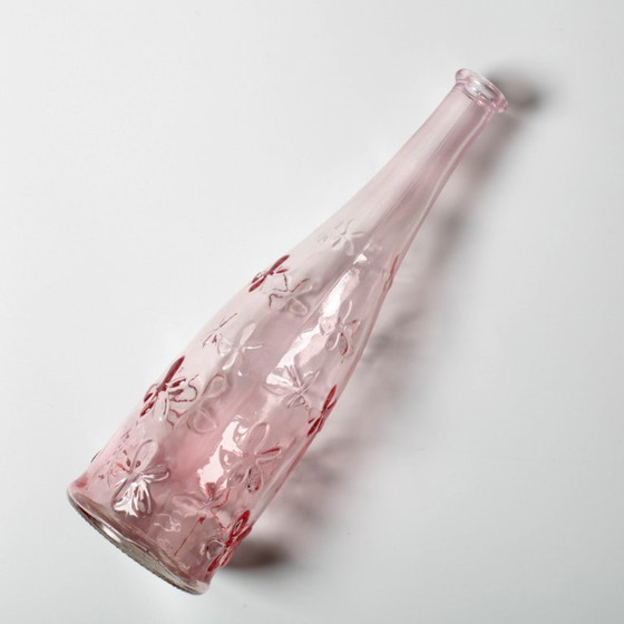 Roze glazen fles met madeliefjes / Vintage Flack Or vaas / Emma Dafnäs / Ikea / jaren 90 – Tafelaccessoires (photo 8 of 9)