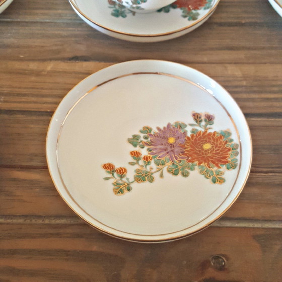 Image 1 of Feines Porzellan Soko Japan Tassen, Zuckerdose und Milchkännchen Blumendekor