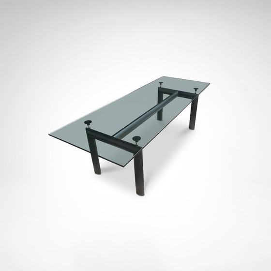 Image 1 of Table de salle à manger LC6 en verre et métal, conçue par Le Corbusier et al. pour Cassina, années 1990