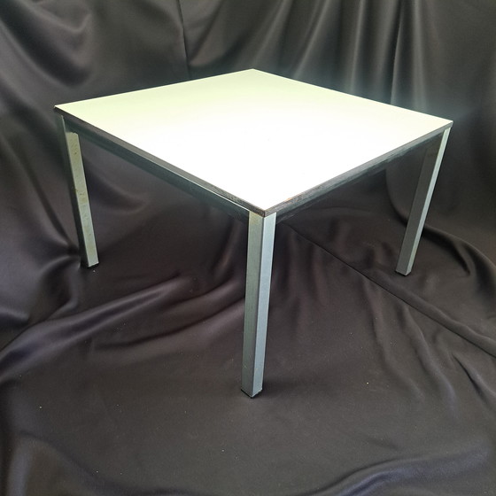 Image 1 of Table basse Friso Kramer modèle "Facet" - Ahrend de Cirkel, 1959