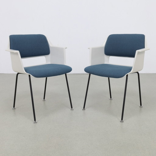 2x Chair Model 2225 André Cordemeyer Gispen, 1970s